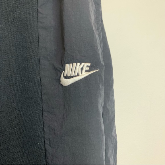 Nike Sportswear Womens Icon Clash Joggers CJ2048 010 Logo Black Pants - Picture 10 of 12